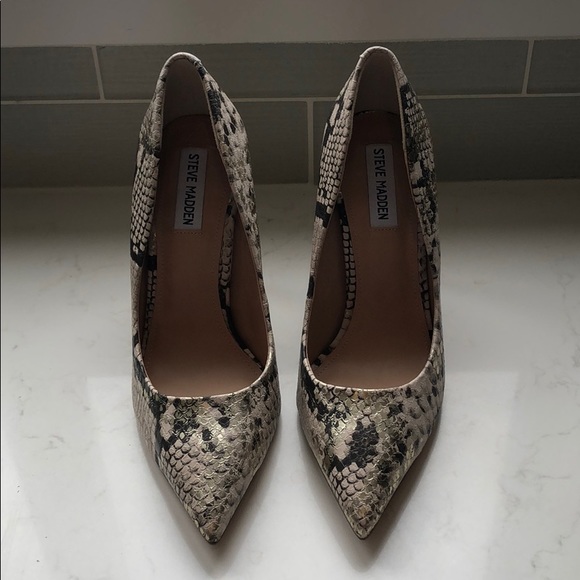 Steve Madden Dress Heels - Picture 4 of 4
